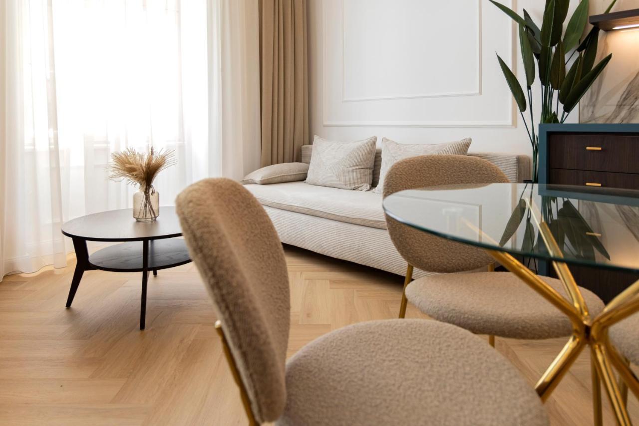 Geneve - Old Town Apartment Братислава Екстериор снимка