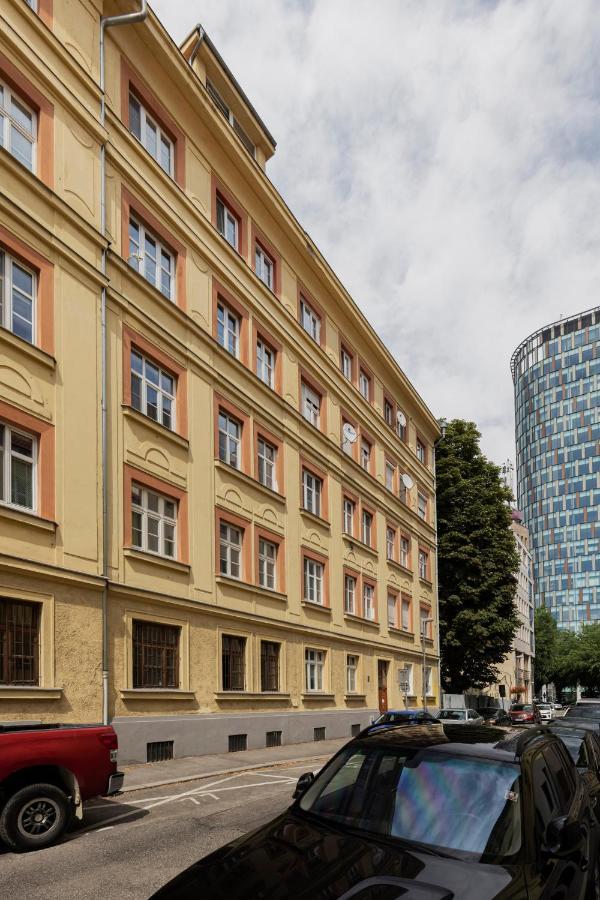 Geneve - Old Town Apartment Братислава Екстериор снимка